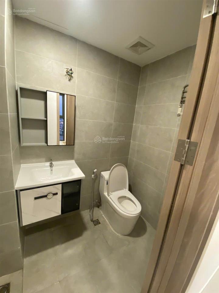 Cho thuê căn góc sân vườn tại citi alto, 80m2. full nội thất giá 12tr ở liền