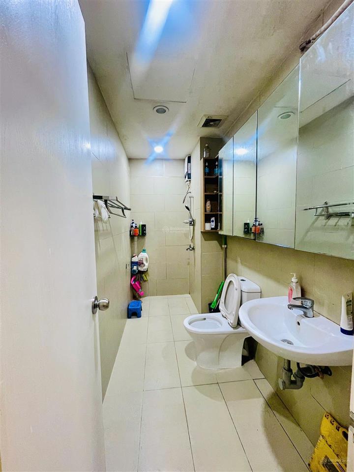 Bán nhanh căn 2pn1wc, 61m² tại citi home, lầu trung, view thoáng mát, nt cơ bản giá 2.35 tỷ