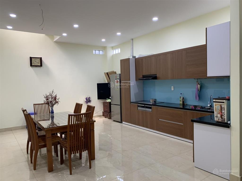 Bán nhà phố nguyên căn khu compound citi bella 1, 4pn3wc, đường 12m giá 8.2 tỷ