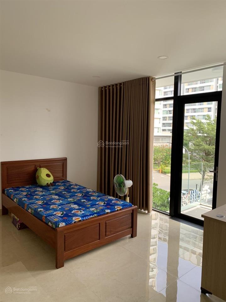 Bán nhà phố nguyên căn khu compound citi bella 1, 4pn3wc, đường 12m giá 8.2 tỷ