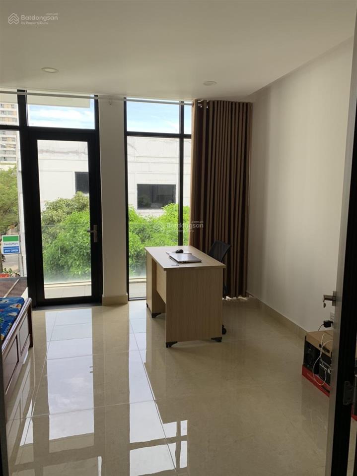 Bán nhà phố nguyên căn khu compound citi bella 1, 4pn3wc, đường 12m giá 8.2 tỷ