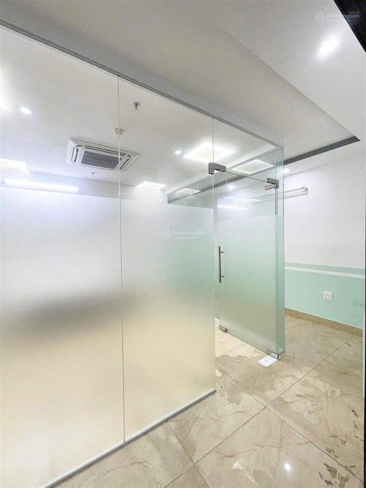 Cho thuê văn phòng trung tâm quận thanh xuân 208 thượng đình. 90m2 giá 15 triệu/tháng.