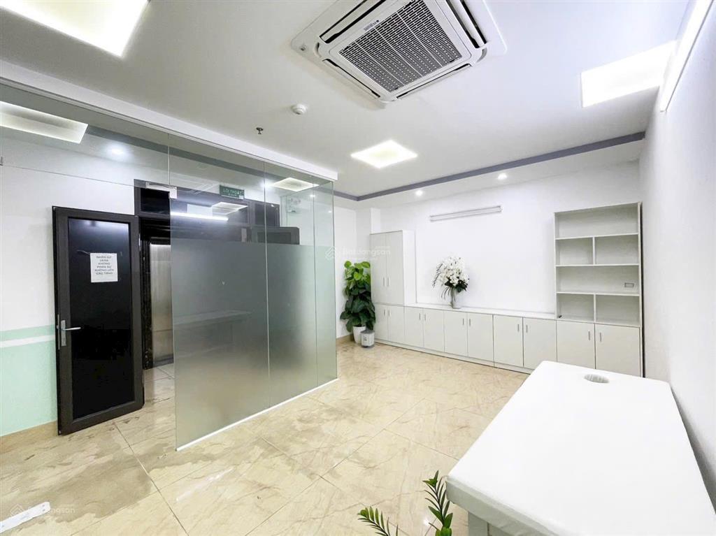 Chính chủ cho thuê văn phòng  208 thượng đình  ngã tư sở  thanh xuân. 90m2  15tr/tháng