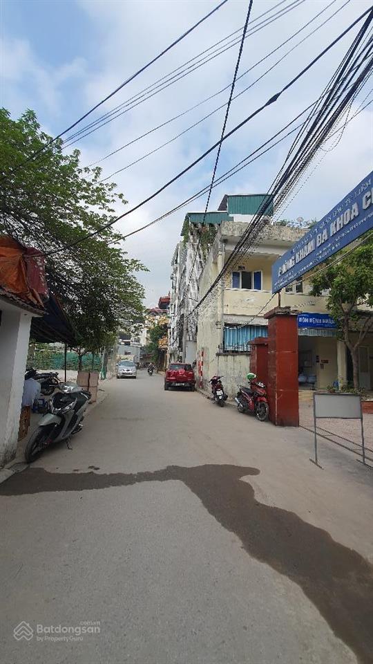 Bán chdv bắc từ liêm 8t, thang máy, oto vào nhà, nội thất, ko quy hoạch, sổ đẹp, giá thương lượng