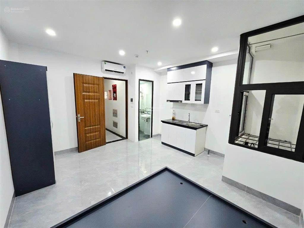 Bán chdv bắc từ liêm 8t, thang máy, oto vào nhà, nội thất, ko quy hoạch, sổ đẹp, giá thương lượng