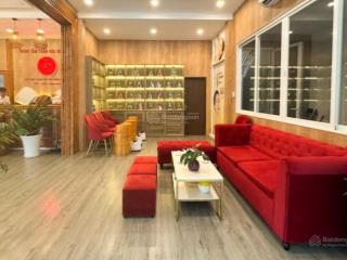 Mặt tiền hoàng diệu 2  thủ đức  4 tầng  ngang 6m (hiếm) . khu phố sầm uất  kinh doanh đa ngành