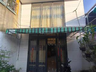 Bán nhà 2 tầng, mặt tiền đường 10m, nở hậu đẹp, gần ngay học viện bưu chính  q9 cũ