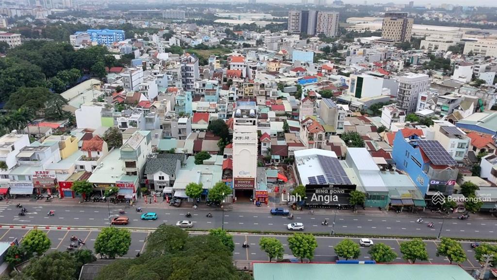 Chủ giảm mạnh 10 tỷ tòa nhà mặt tiền lê văn việt  doanh thu hơn 3 tỷ/năm  261,8m2  cực hiếm