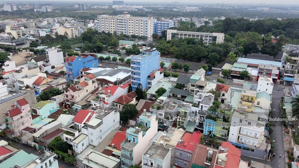 Chủ giảm mạnh 10 tỷ tòa nhà mặt tiền lê văn việt  doanh thu hơn 3 tỷ/năm  261,8m2  cực hiếm