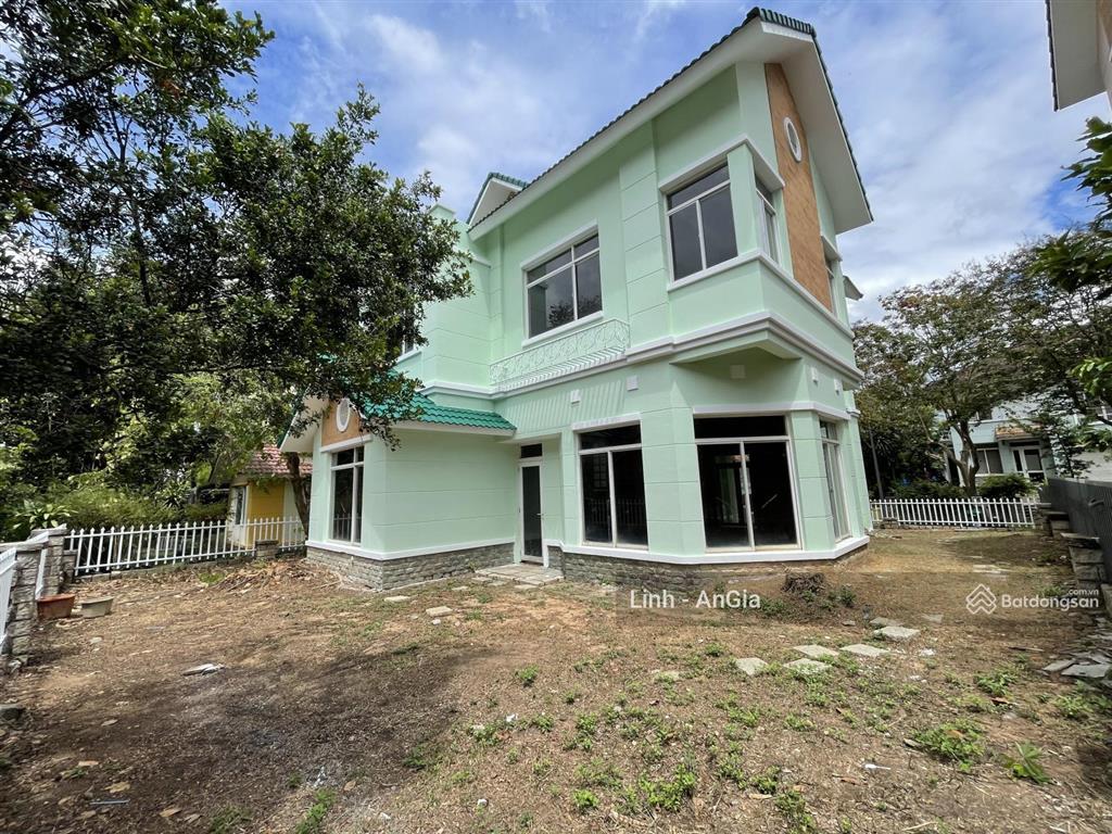 Biệt thự đơn lập 384m2 chỉ 65tr/m2 cả đất lẫn nhà rẻ hơn đất nền quận 9