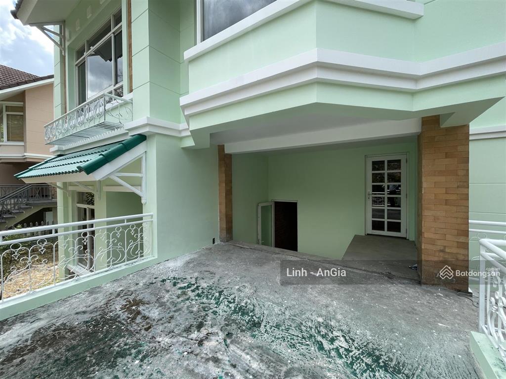 Biệt thự đơn lập khu biệt thự thảo nguyên sài gòn quận 9 cũ tp. thủ đức diện tích 16 x 24m