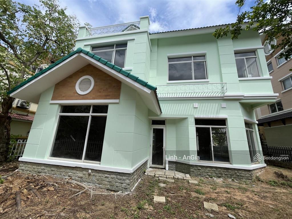 Biệt thự đơn lập khu biệt thự thảo nguyên sài gòn quận 9 cũ tp. thủ đức diện tích 16 x 24m