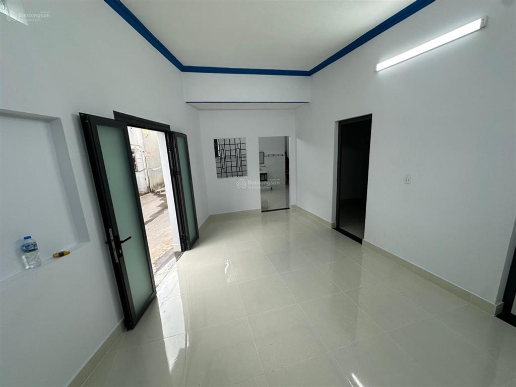 Lô góc 2 mặt tiền đường 11, ngang 13m linh trung