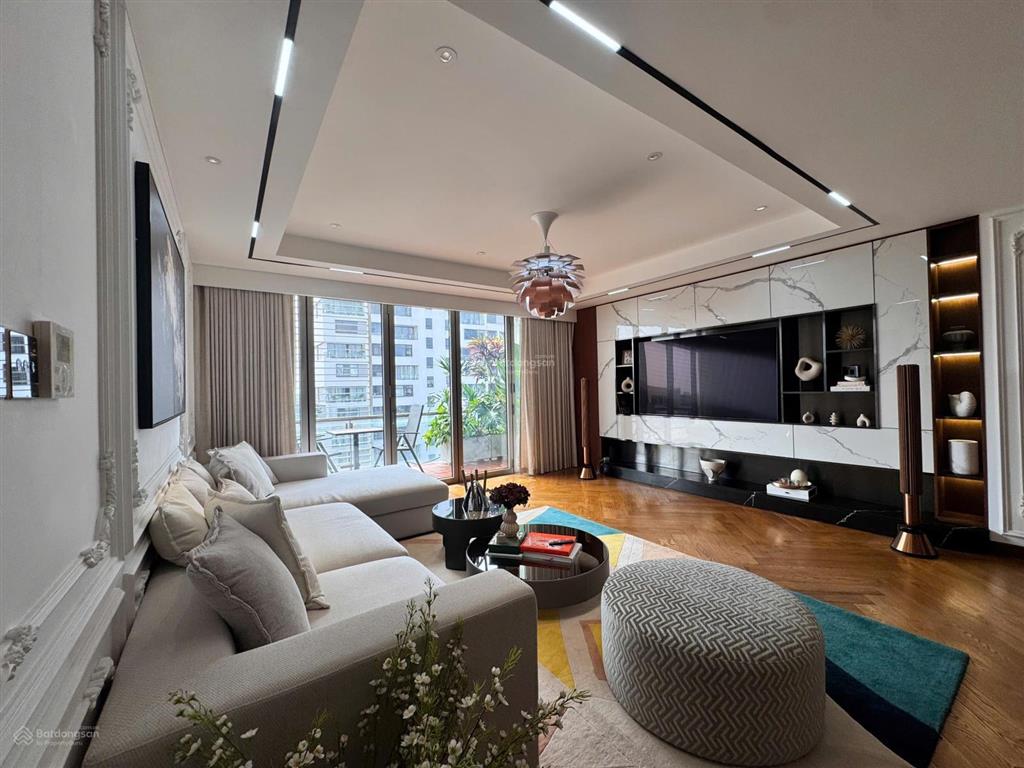 Bán căn hộ đẹp garden plaza 1, view kênh đào và sông giá siêu tốt 20,2 tỷ, 148m2,tân phong, tp.hcm