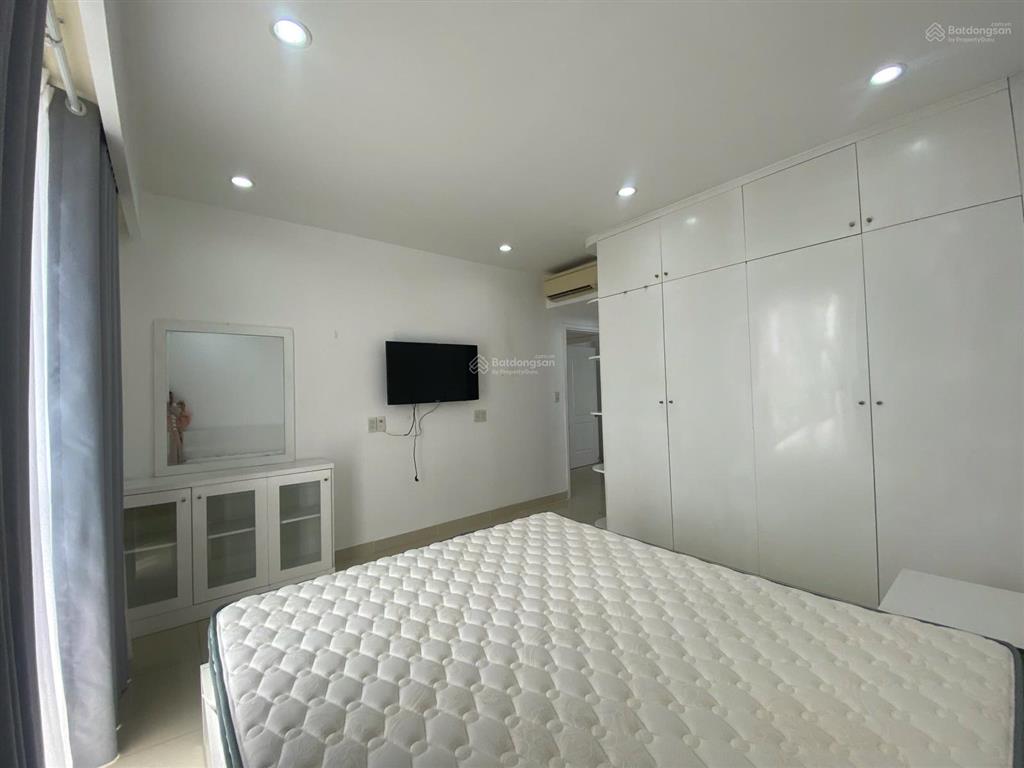 Bán căn hộ chung cư riverpark residence, view sông giá siêu tốt chỉ 15 tỷ, dt 137m2, hồ chí minh