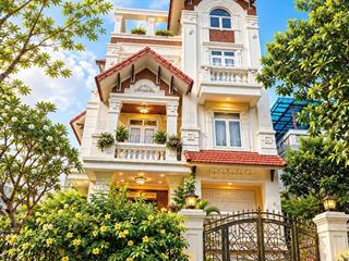 Bán biệt thự sao đỏ hải phòng diện tích khoảng 400m, mặt tiền 20m, sân vườn rộng.
