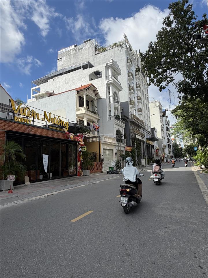 Bán nhà mặt đường hoàng thế thiện hải phòng. vị trí kinh doanh tốt, dân cư đông, gần go.