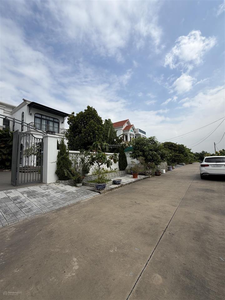 Bán biệt thự sân vườn dương kinh, hải phòng 500m2, full nội thất tặng toàn bộ nội thất tiền tỷ