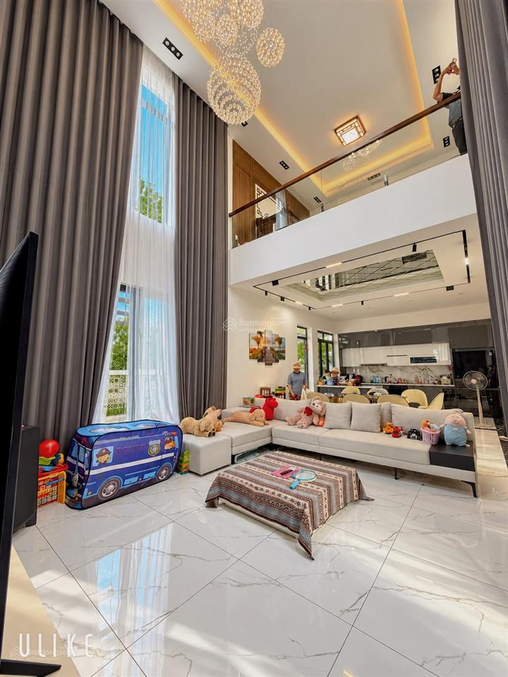 Bán biệt thự sân vườn dương kinh, hải phòng 500m2, full nội thất tặng toàn bộ nội thất tiền tỷ