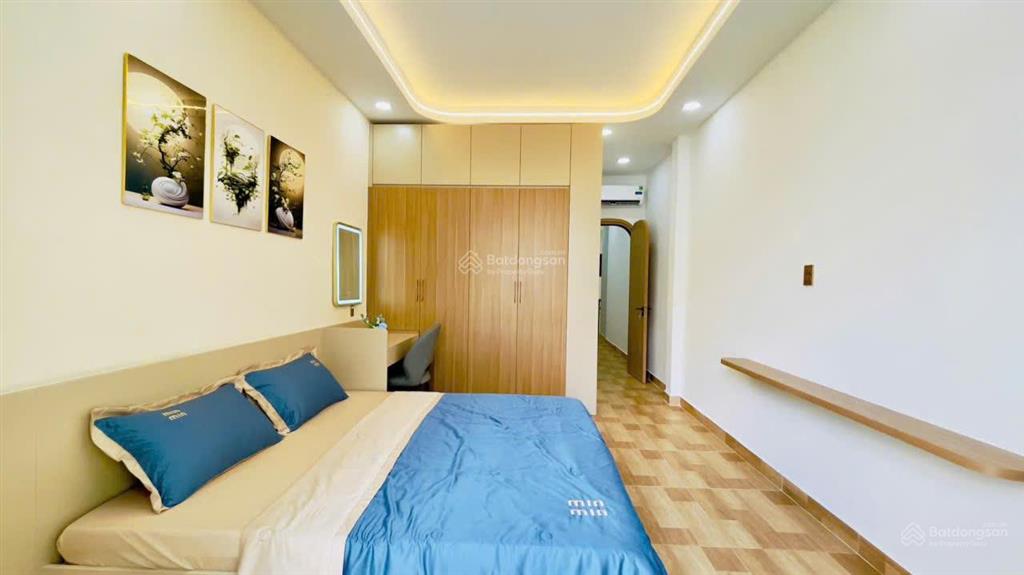 Bán nhà hxh 4m nguyễn kiệm p.5 q.phú nhuận 1 lầu 4pn, 4wc