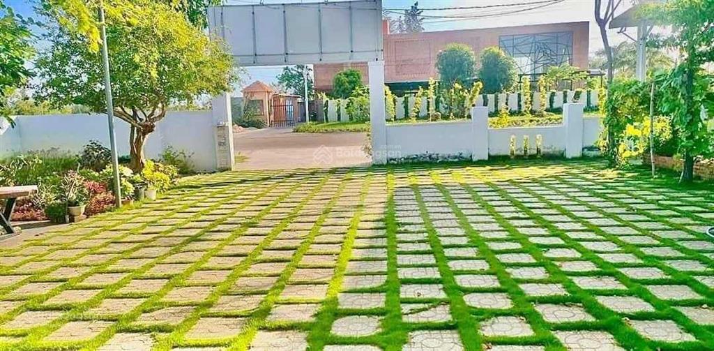 Bán đất tặng nhà, mặt tiền đường hòn lan 40m, gần biển, thanh long bay, perolas