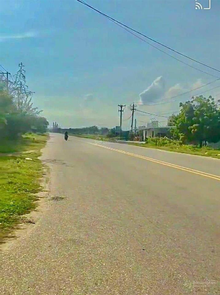 Bán đất tặng nhà, mặt tiền đường hòn lan 40m, gần biển, thanh long bay, perolas