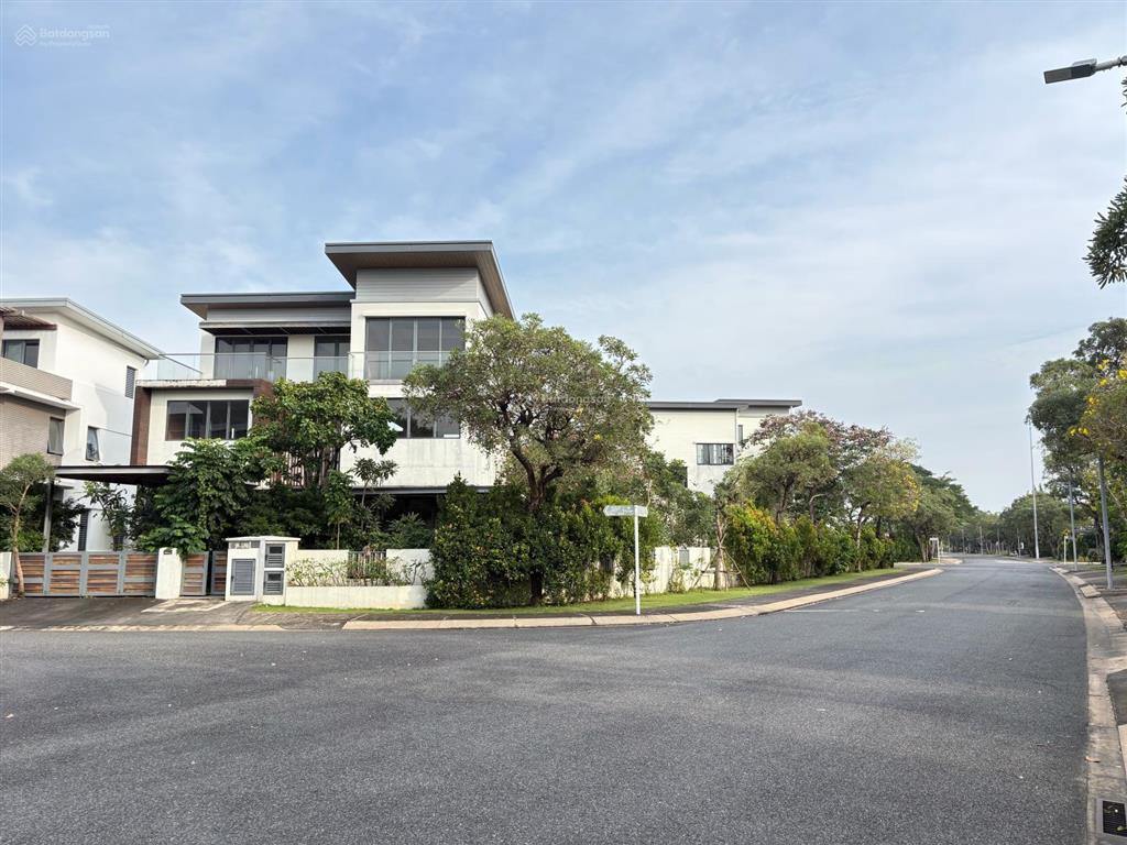 Biệt thự đơn lập zone 5  66 căn  hàng nổi bật nhất căn thường  góc