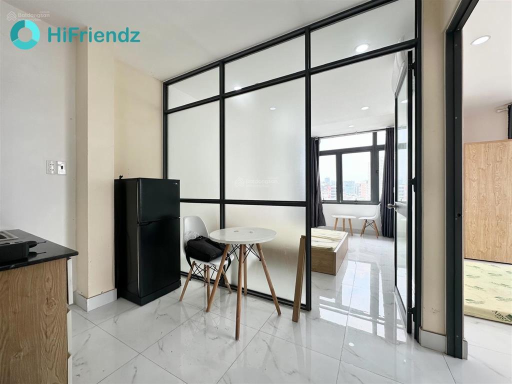 Cho thuê cc mini 2pn thang máy hầm xe 50m2 tại huỳnh tịnh của, q3 sát tân định