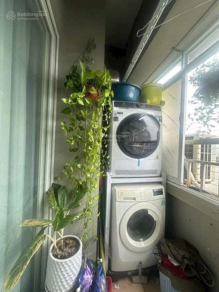 Bán căn ct1 ngô thì nhậm hà đông , dt 63m x 2 ngủ ,vị tri chung cư phố đẹp nhất hà đông