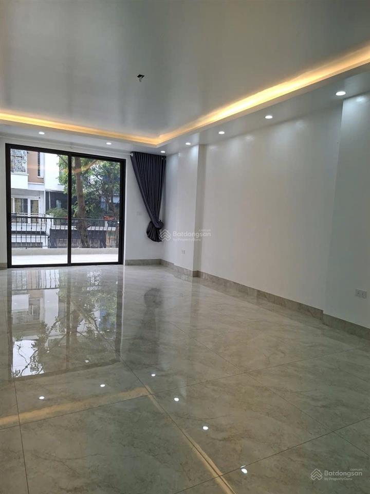 Mỗ lao hà đông 50m x 5 tầng ô tô thông thang máy full nội thất hơn 13 tỷ * vị trí đẹp c