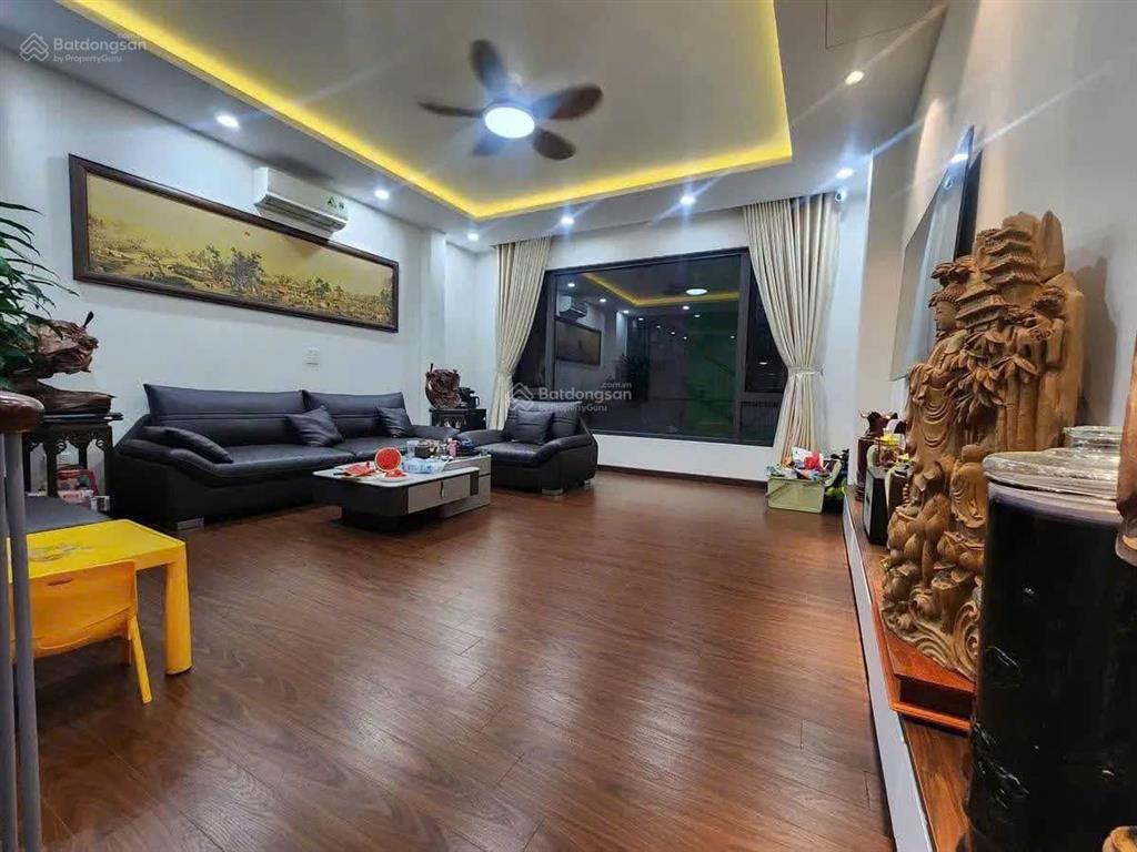 Nguyễn văn lộc mỗ lao 50m² mt 5m x 5t  đông nam, 18 tỷ  tặng nội thất 2 tỷ  phân lô vỉa hè