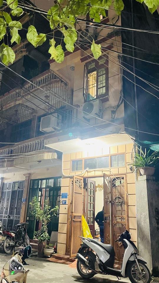 Bán nhà ô tô đỗ cửa tại phố bạch thái bưởi 45m2 x 4 tầng. mặt tiền 4m. giá 9,5 tỷ