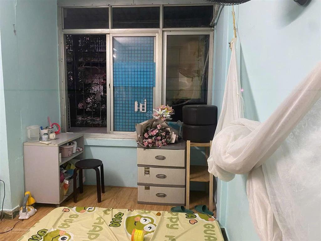Bán căn hộ 55m2 tại khu nhà tập thể thanh xuân bắc. giá 2,1 tỷ (sổ 15m2) sử dụng 55m2