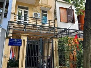 Phân lô, kinh doanh, vỉa hè, ô tô tránh, làm văn phòng.  nhà 5 tầng giá 21,3 tỷ