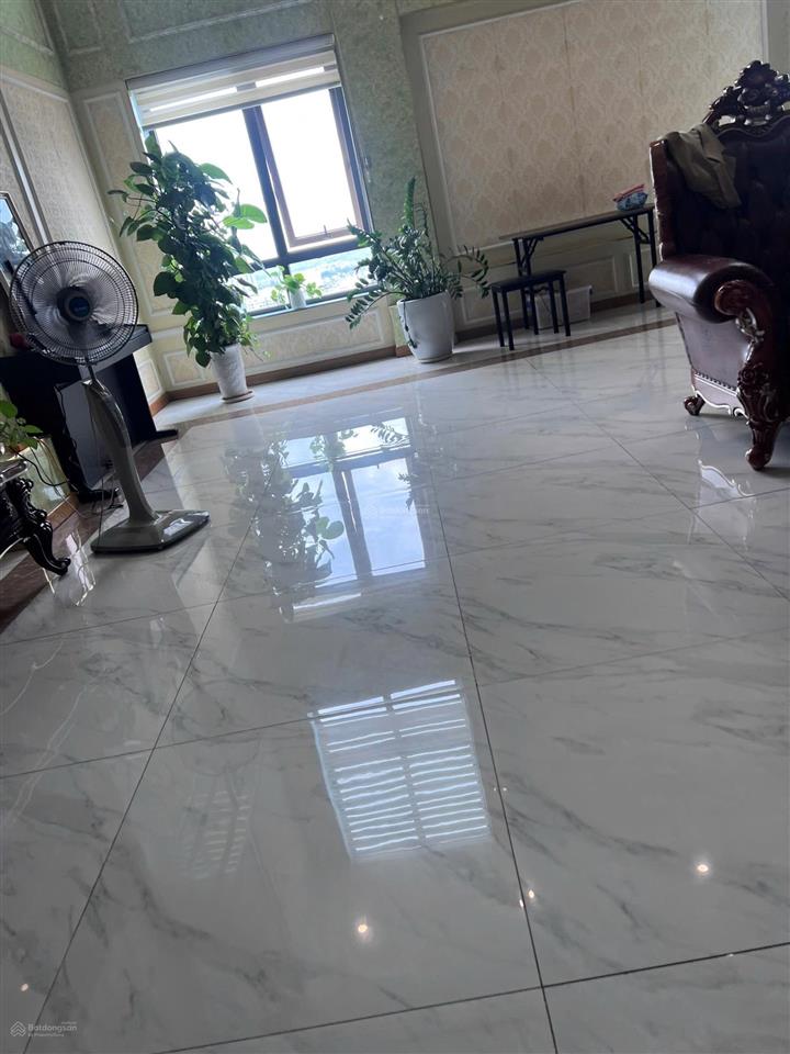 Bán penthouse 264 m2 gần quận ủy hà đông 4 phòng ngủ. giá 9 tỷ