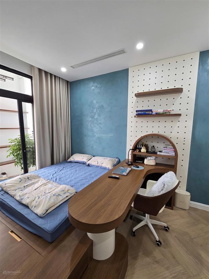 Bán căn hộ royal city 72 nguyễn trãi, thanh xuân diện tích 110m2 x 3 ngủ. giá 13,7 tỷ