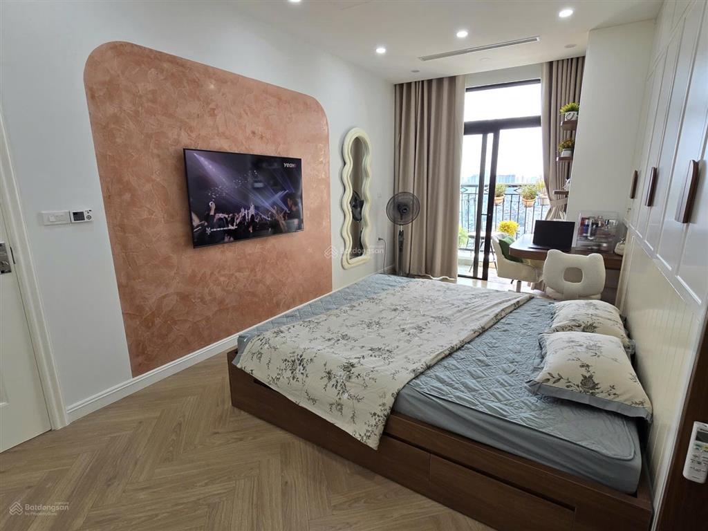 Bán căn hộ royal city 72 nguyễn trãi, thanh xuân diện tích 110m2 x 3 ngủ. giá 13,7 tỷ