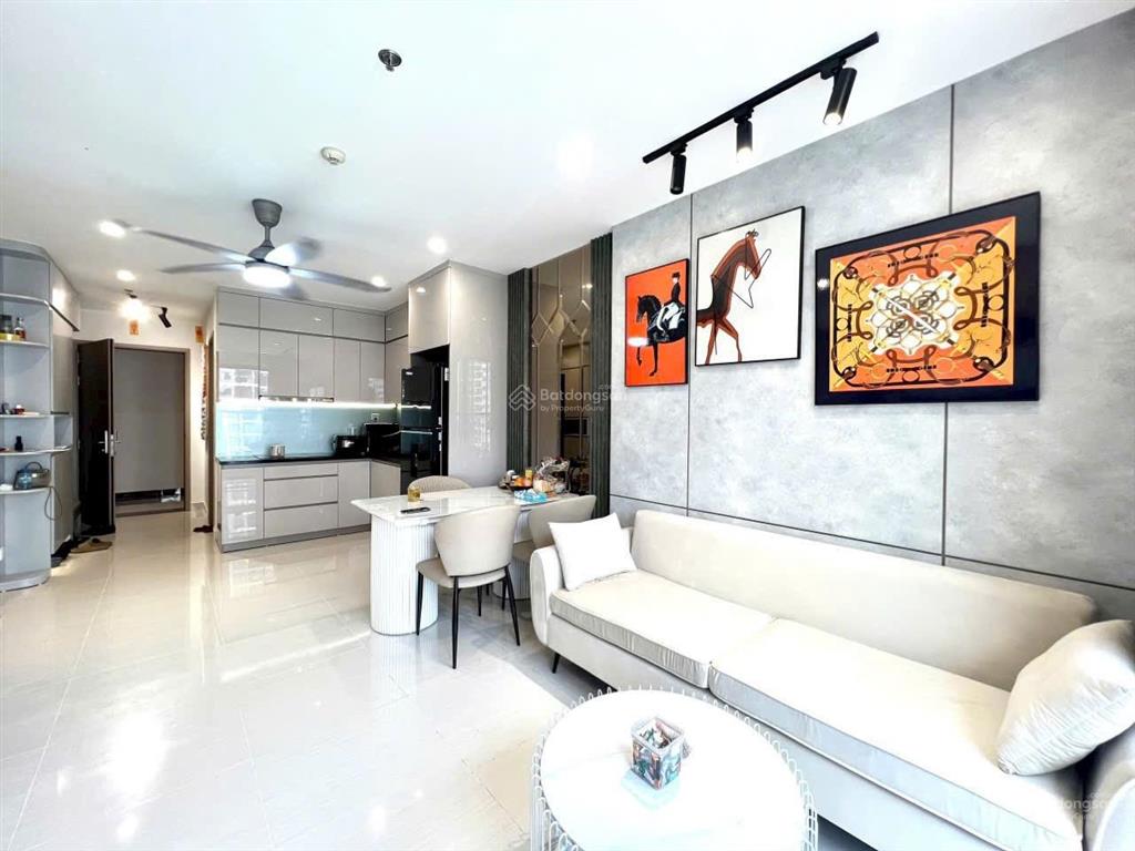 Chính chủ cần bán căn hộ 2n2wc toà s102 vinhomes ocean park, đã làm full nội thất, hỗ trợ vay bank