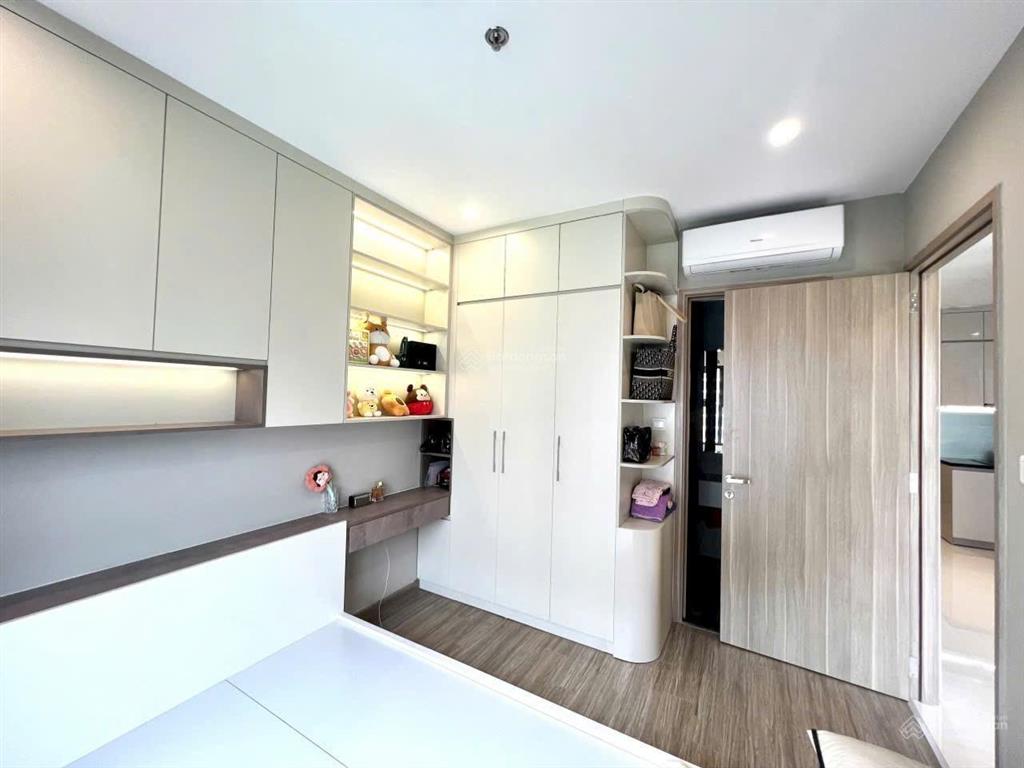 Chính chủ cần bán căn hộ 2n2wc toà s102 vinhomes ocean park, đã làm full nội thất, hỗ trợ vay bank