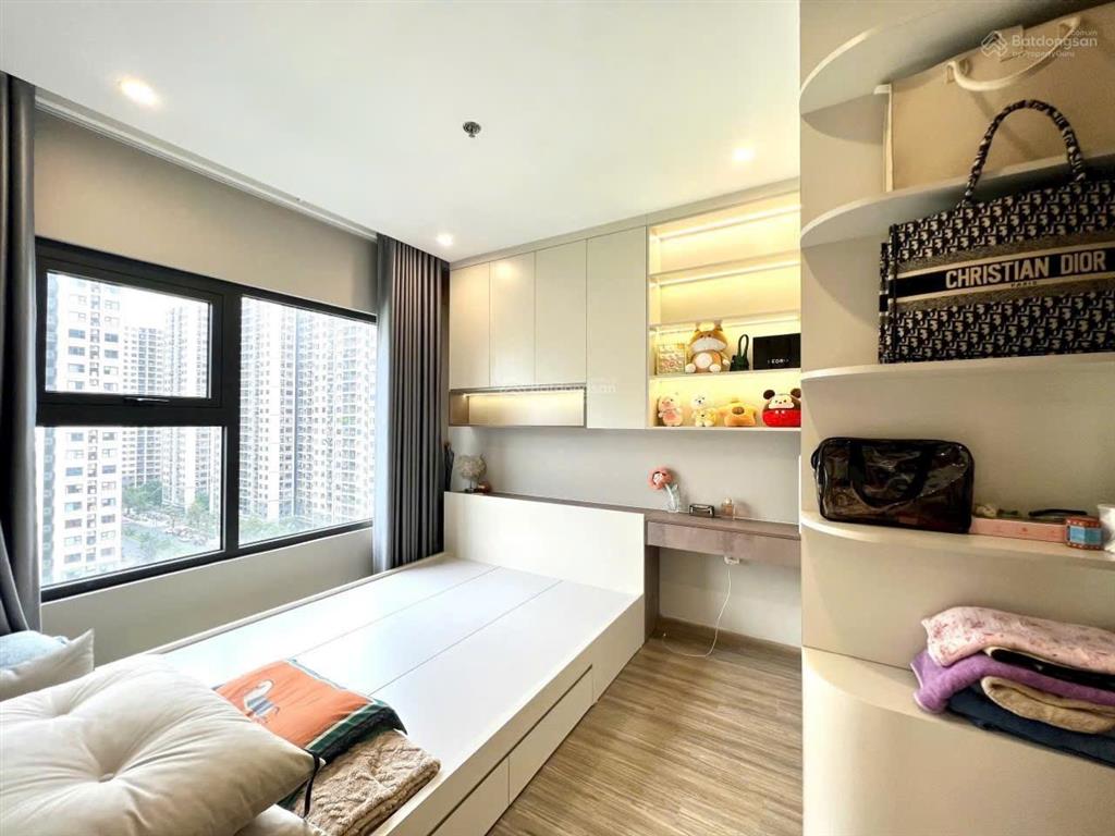 Chính chủ cần bán căn hộ 2n2wc toà s102 vinhomes ocean park, đã làm full nội thất, hỗ trợ vay bank