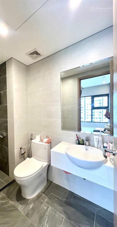 Chính chủ cần bán căn hộ 2n2wc toà s102 vinhomes ocean park, đã làm full nội thất, hỗ trợ vay bank