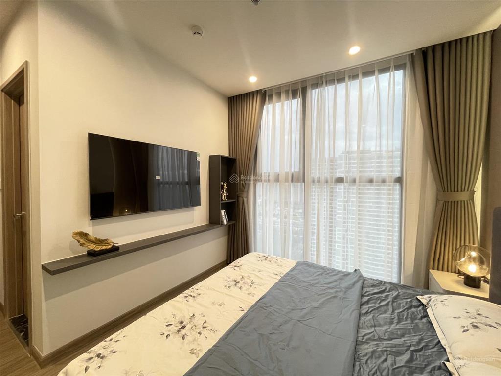 Chính chủ bán nhanh căn góc 2pn tòa p1 the pavilion. full nội thất. sổ đỏ. hỗ trợ khách mua vay