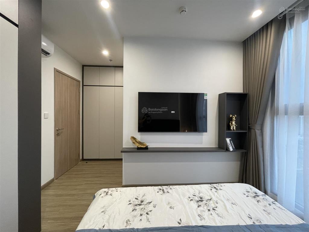 Chính chủ bán nhanh căn góc 2pn tòa p1 the pavilion. full nội thất. sổ đỏ. hỗ trợ khách mua vay