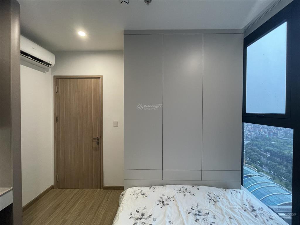 Chính chủ bán nhanh căn góc 2pn tòa p1 the pavilion. full nội thất. sổ đỏ. hỗ trợ khách mua vay