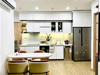 Chính chủ bán nhanh căn 2 ngủ ban công đông nam tòa p4 the pavilion, vinhomes ocean park. sẵn sổ