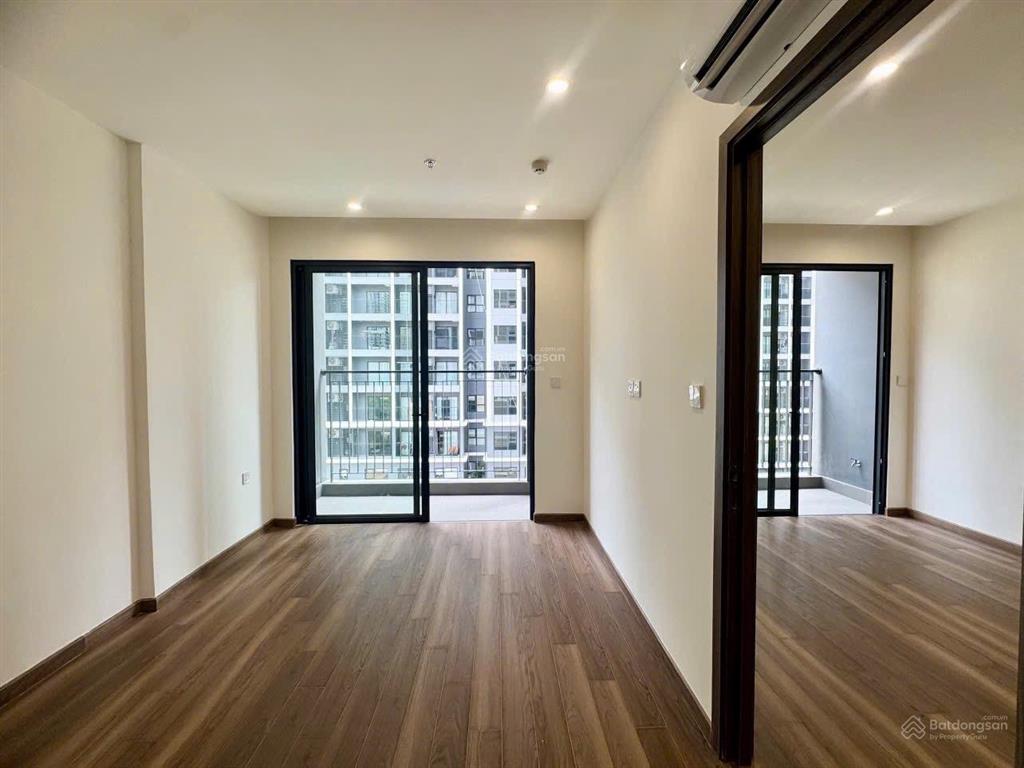 Cắt lỗ sâu căn 1pn tòa be4. mới nhận nhà. thiết kế 2 ban công siêu thoáng. hỗ trợ vay bank
