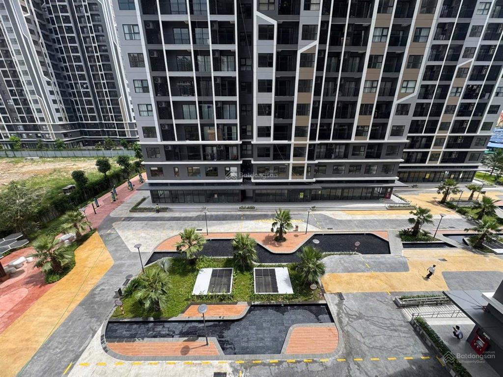 Cắt lỗ sâu căn 1pn tòa be4. mới nhận nhà. thiết kế 2 ban công siêu thoáng. hỗ trợ vay bank