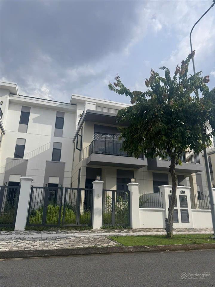 Cần bán nhà phố liền kề 8x20 giá chỉ 7,3 tỷ đã gồm vat (nhà sẵn)