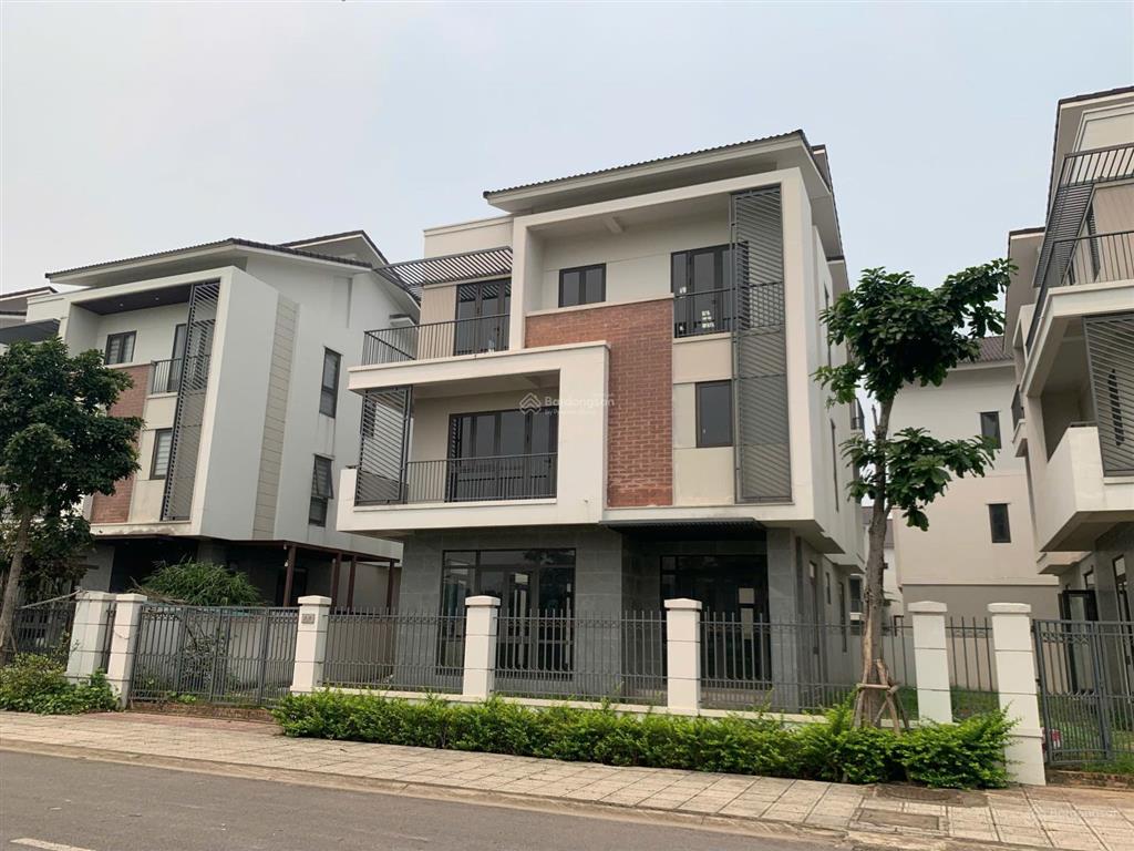 Bán gấp biệt thự đơn lập 300m2 view công viên, vị trí quá đẹp tại vsip từ sơn
