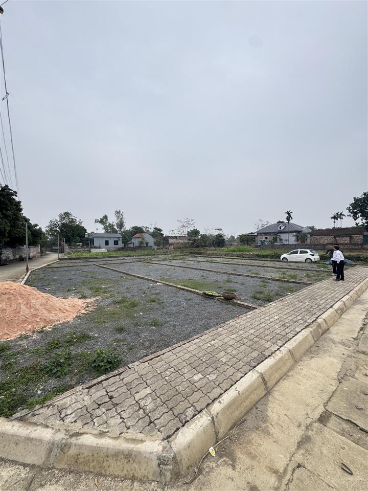 Chỉnh chủ gửi bán lô đất f0 tại xuân mai  chương mỹ, 90m2 full thổ cư giá chỉ 20 triệu/m2